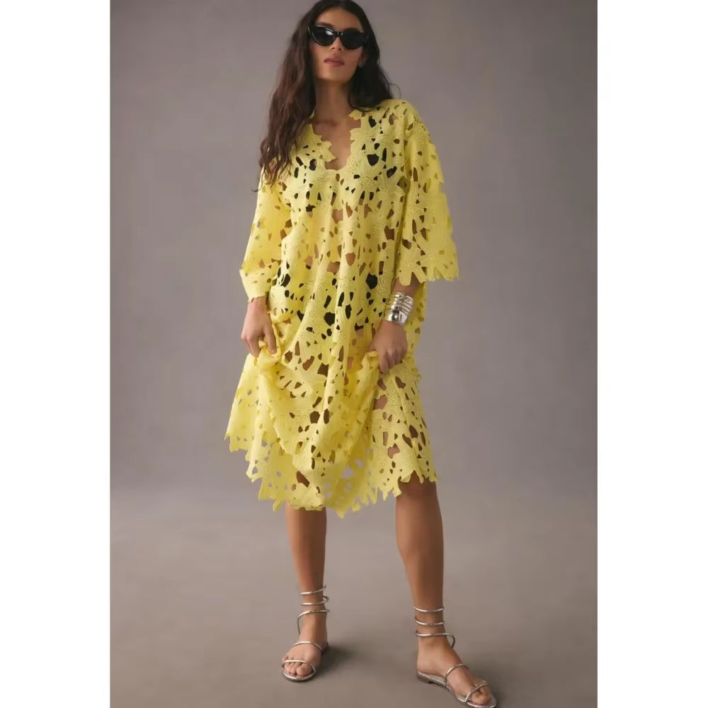 Seductive Elegance: Sexy Lace Hollow Out V-Neck Beach Dress